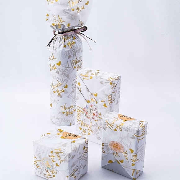 NEW⭐️ 100 sheets of tissue paper- White with gold foil thank you - Picture 2 of 4